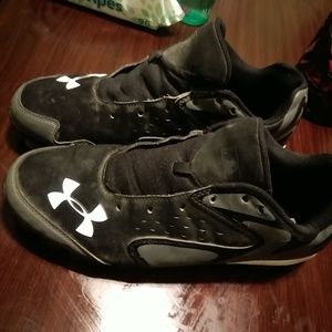 Baseball cleats under armour